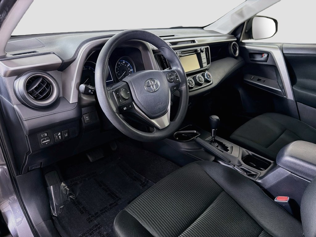 Used 2018 Toyota RAV4 LE w/ All Weather Liner Package AWD/4WD image 18