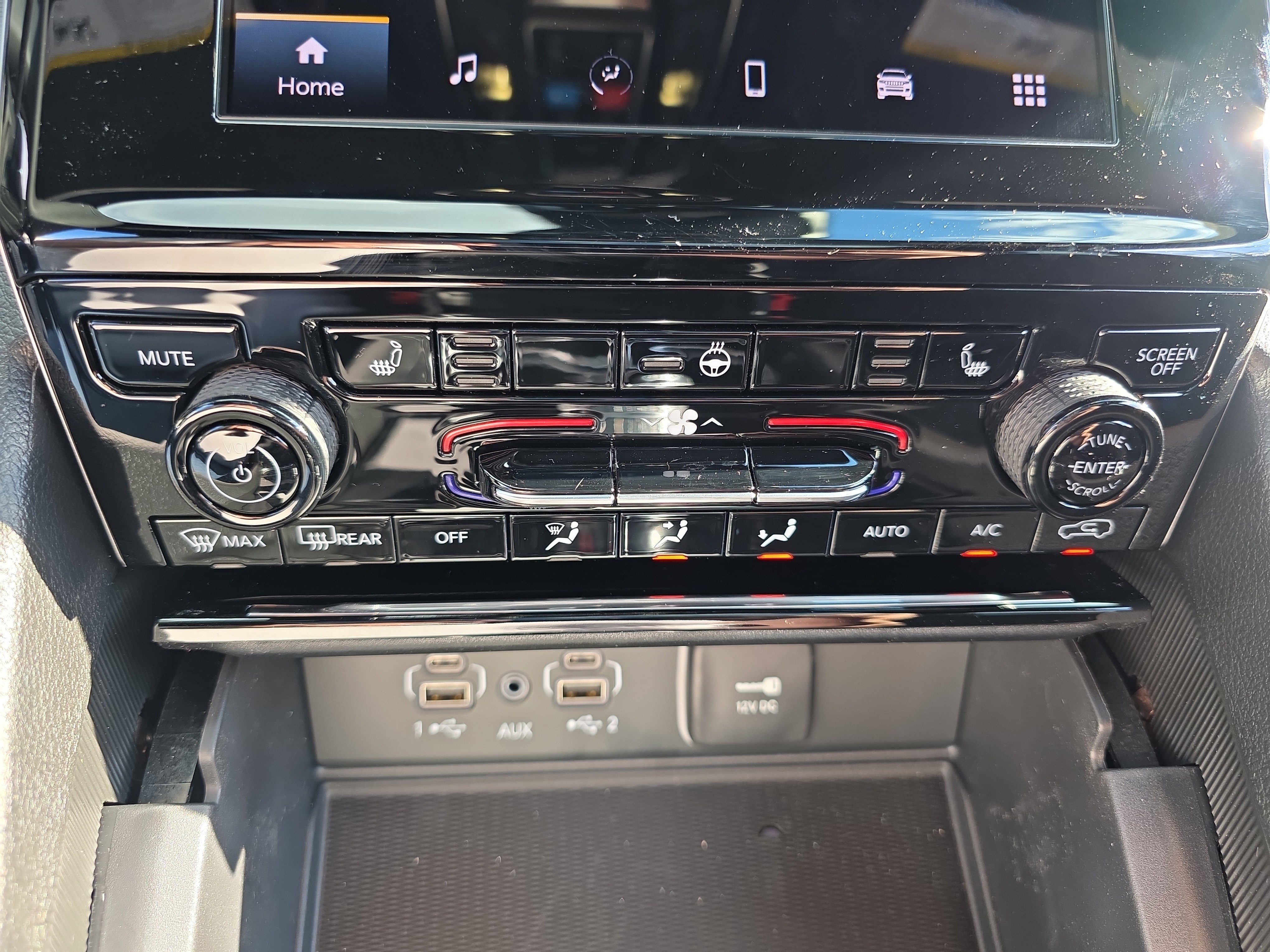 New 2025 Jeep Grand Cherokee L Altitude image 8