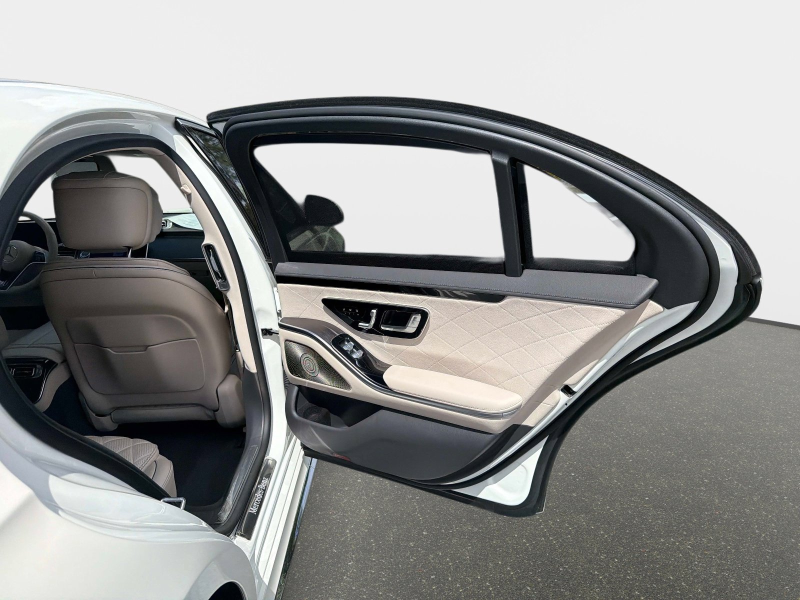 Used 2022 Mercedes-Benz S 580 4MATIC Sedan image 25