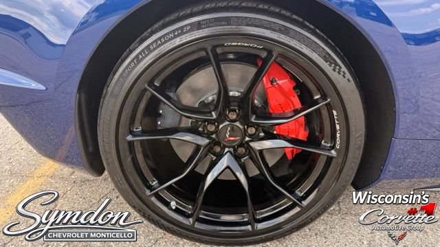 New 2027 Chevrolet Corvette Grand Sport w/ Stealth Interior Trim Package RWD image 12
