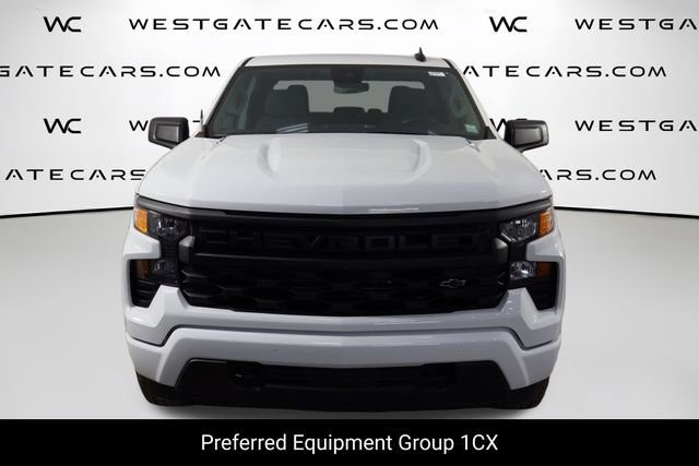 Used 2025 Chevrolet Silverado 1500 Custom w/ LPO, Dark Essentials Package RWD image 2