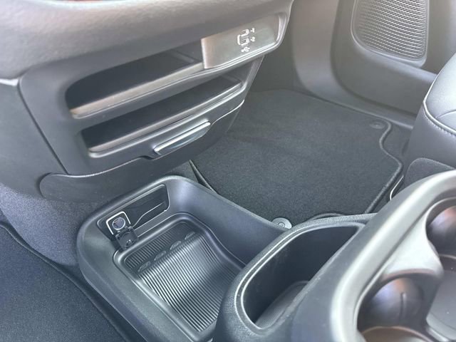 New 2026 Chrysler Pacifica Select FWD image 28