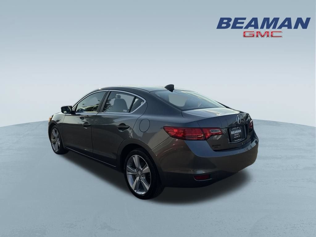 Used 2013 Acura ILX w/ Technology Package FWD image 5