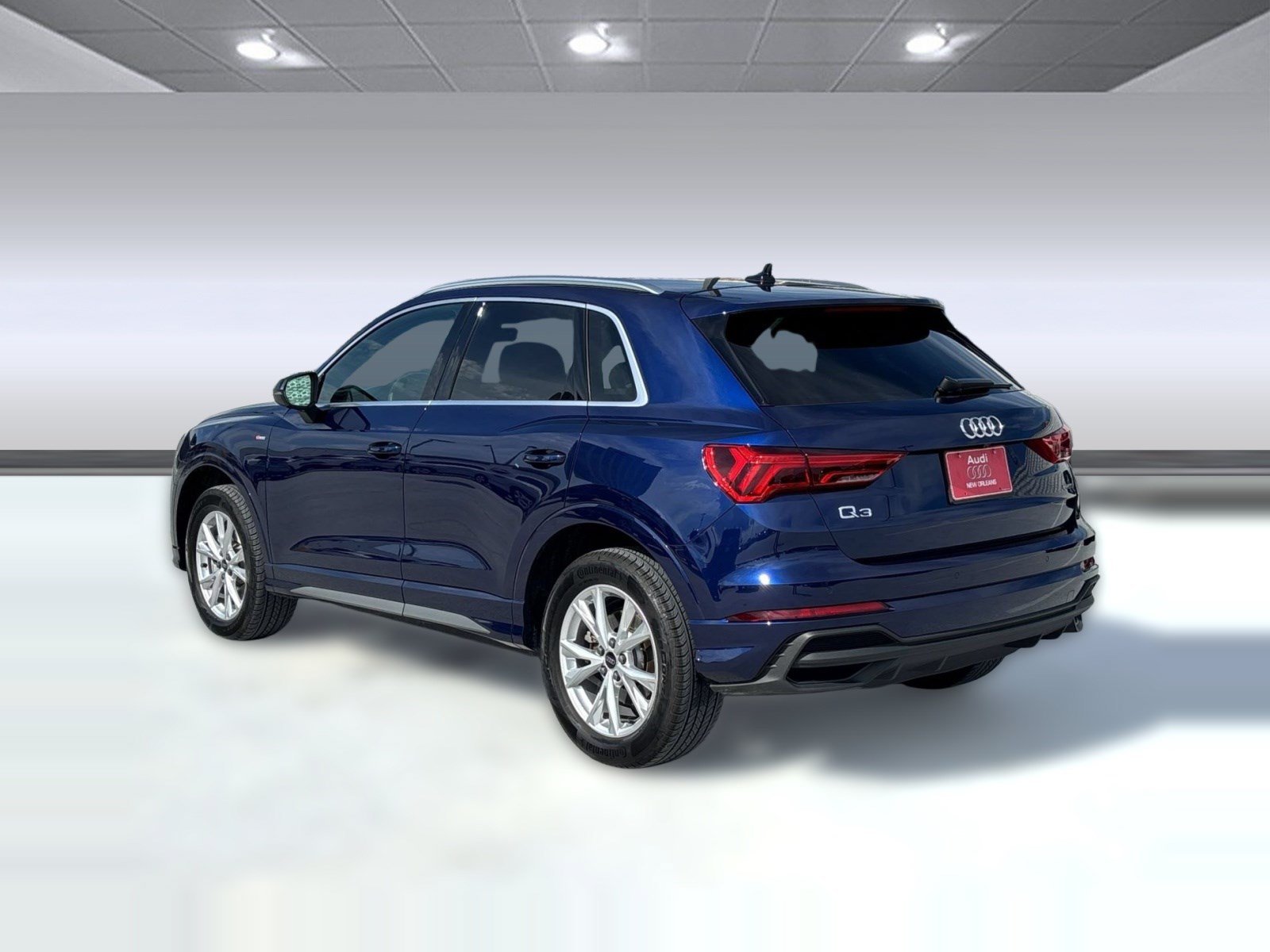 Certified 2025 Audi Q3 2.0T Premium w/ Convenience Package AWD/4WD image 3