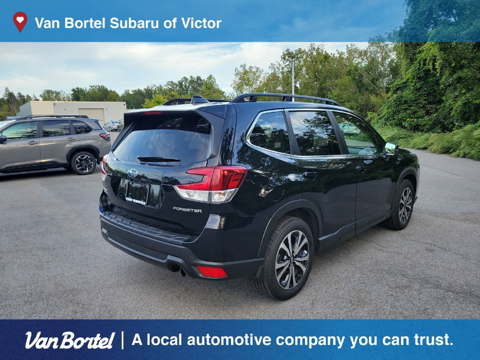 Used 2024 Subaru Forester Limited AWD/4WD image 5