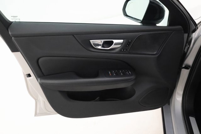 Used 2024 Volvo S60 B5 Plus image 7