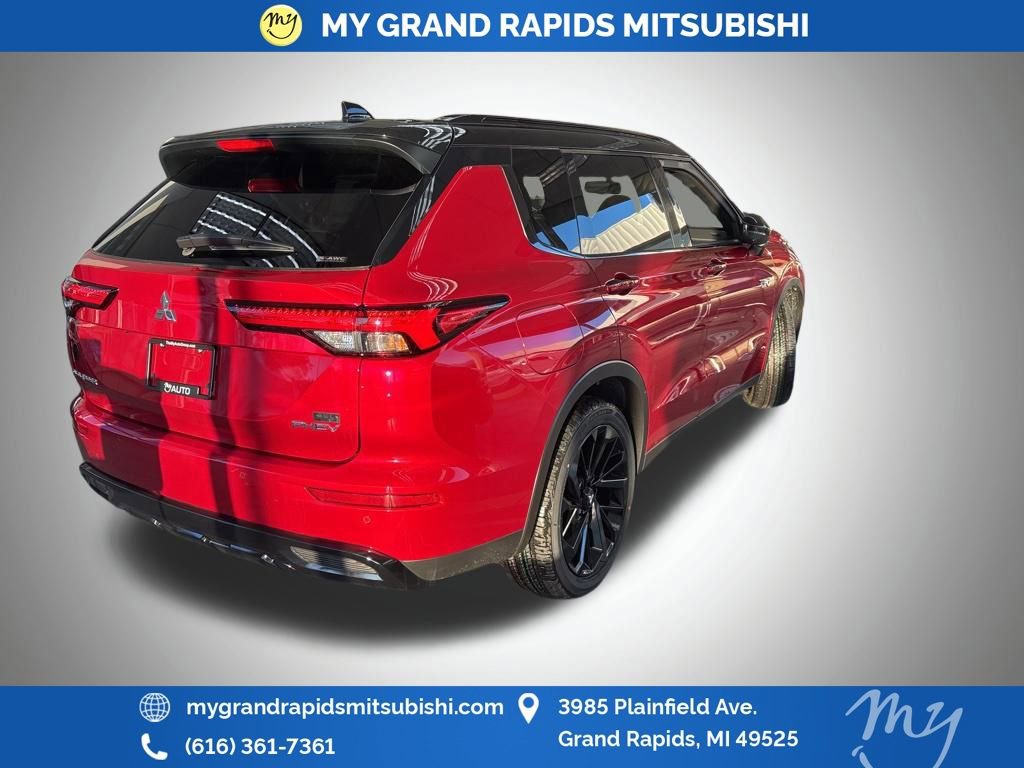 New 2025 Mitsubishi Outlander SEL Black Edition image 2
