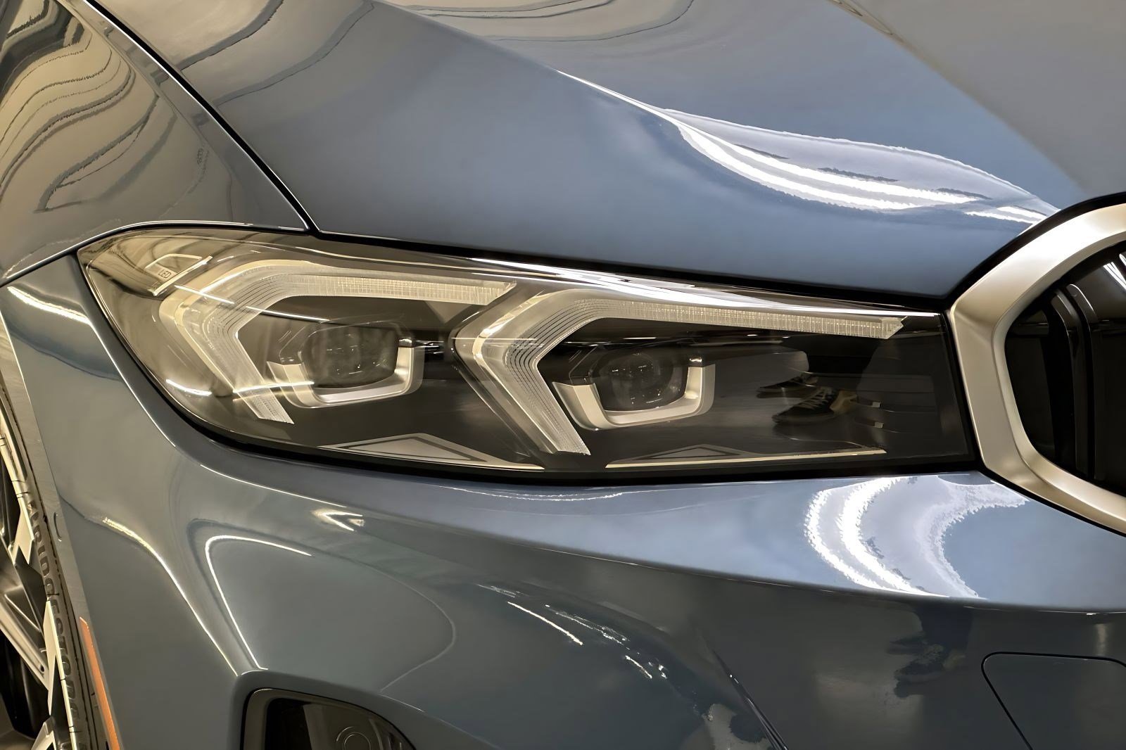 New 2026 BMW 330i Sedan w/ Convenience Package image 11