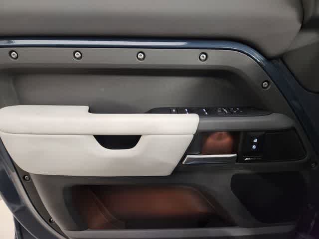 New 2026 Land Rover Defender 110 S AWD/4WD image 40