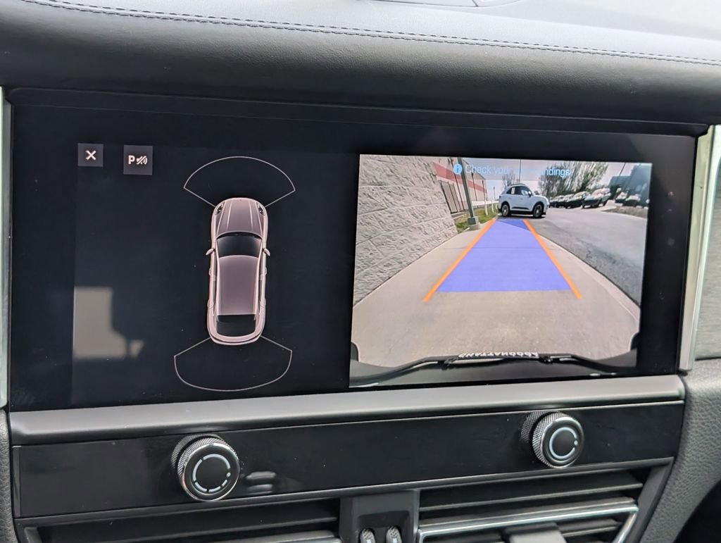 Certified 2022 Porsche Macan GTS image 14