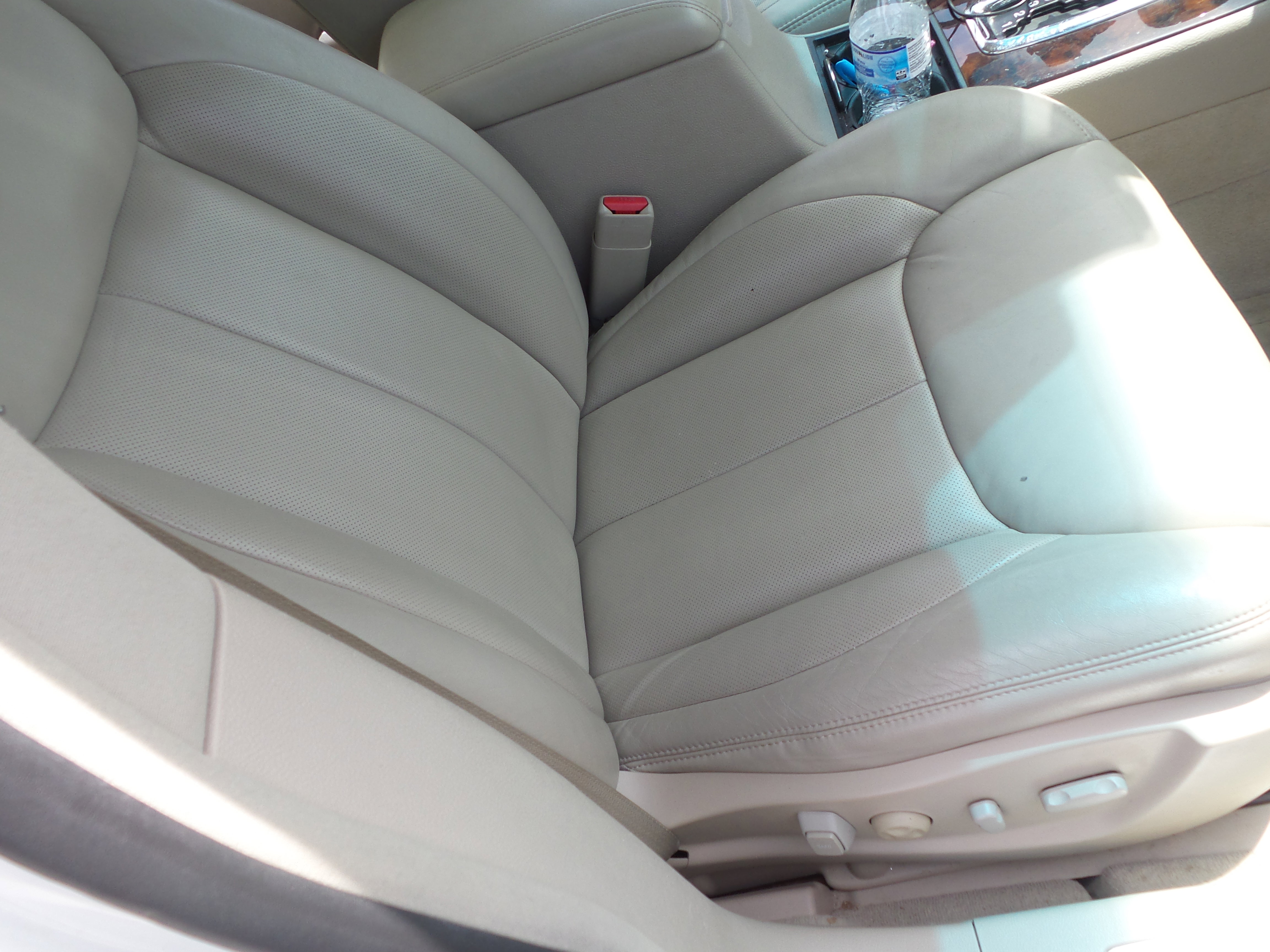 Used 2008 Cadillac DTS FWD image 51