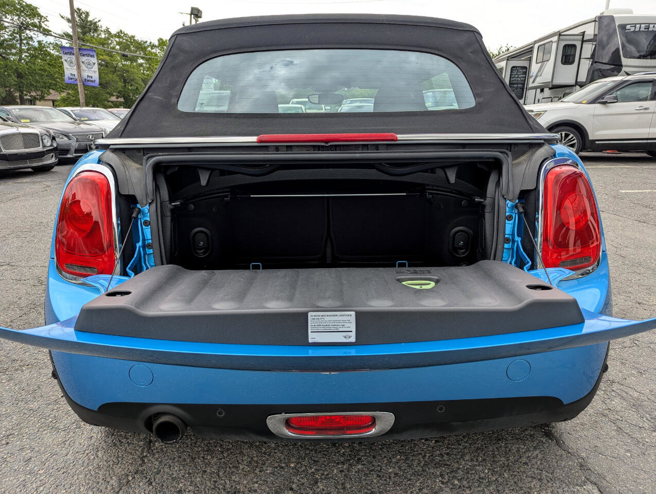 Used 2018 MINI Cooper Convertible image 37