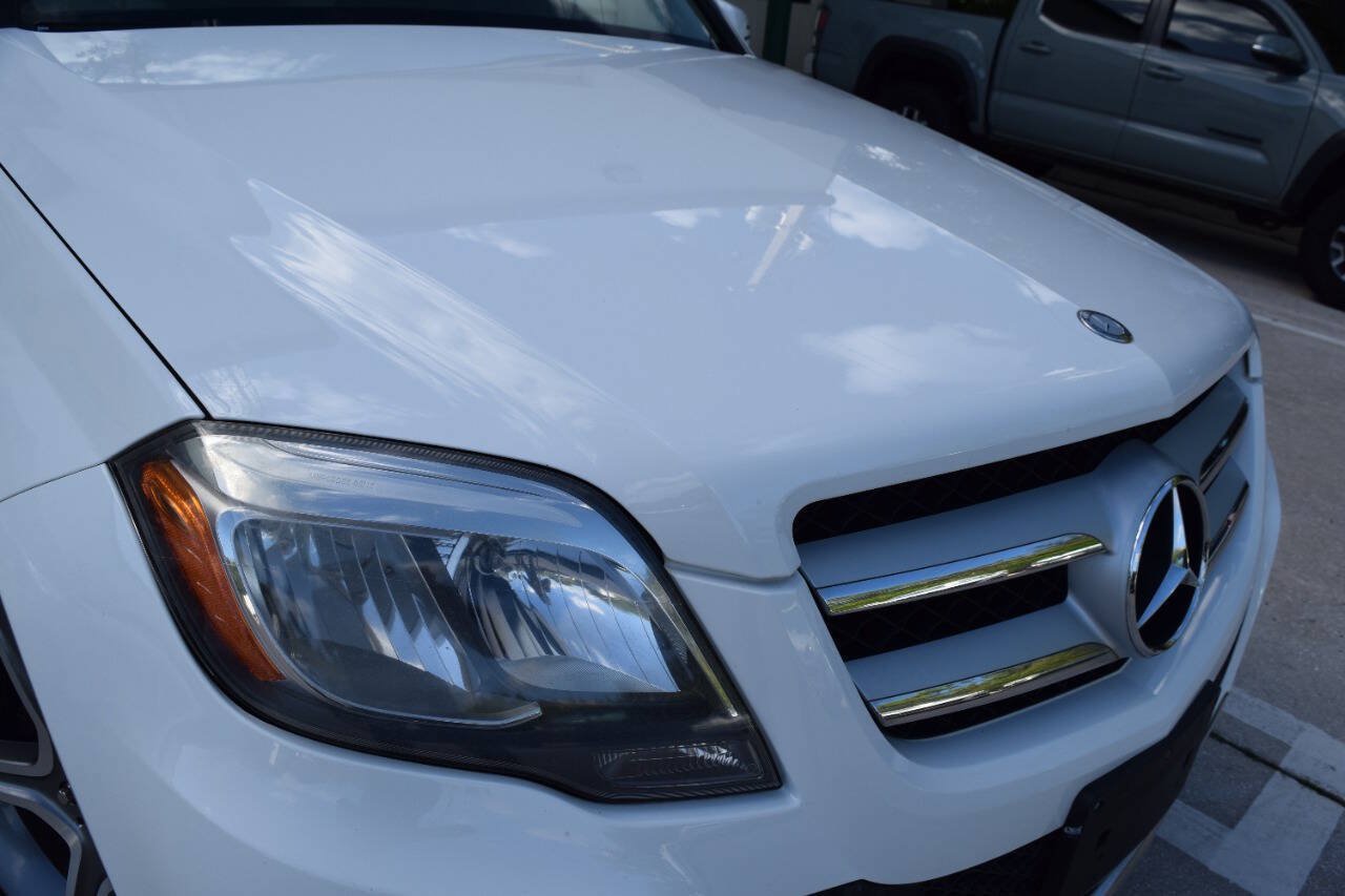 Used 2013 Mercedes-Benz GLK 250 BlueTEC 4MATIC image 10