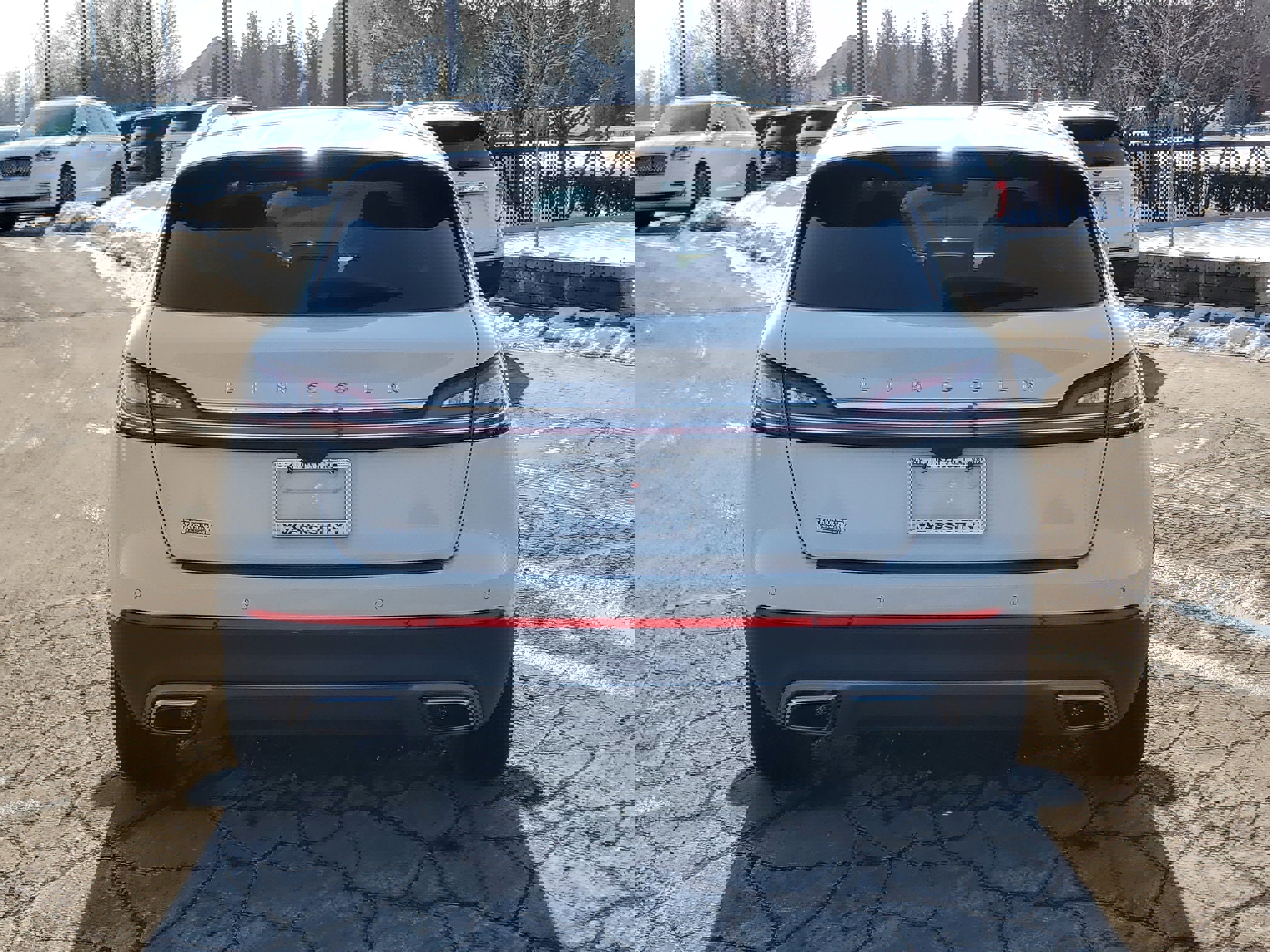 Certified 2023 Lincoln Nautilus Reserve w/ Equipment Group 201A image 5