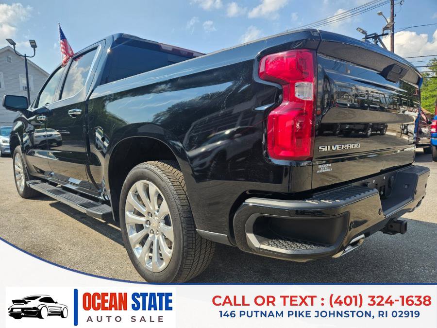 Used 2021 Chevrolet Silverado 1500 High Country w/ Technology Package image 3