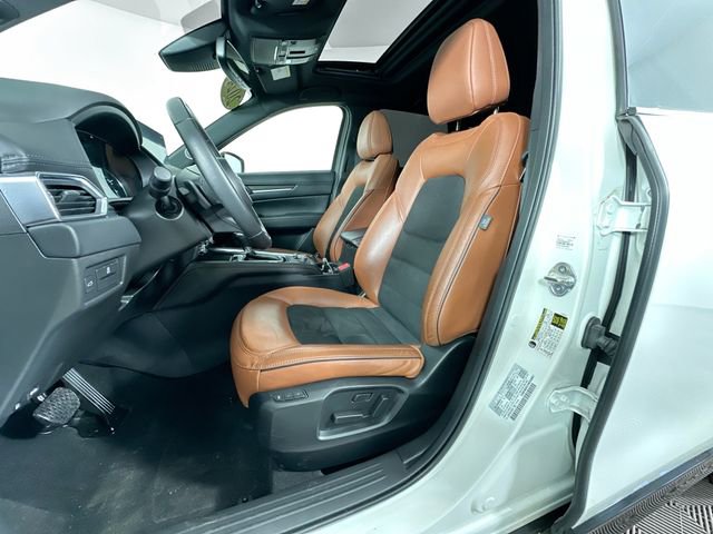 Used 2024 MAZDA CX-5 Carbon Edition image 4