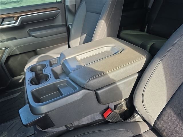 Used 2023 Chevrolet Silverado 1500 LT AWD/4WD image 42