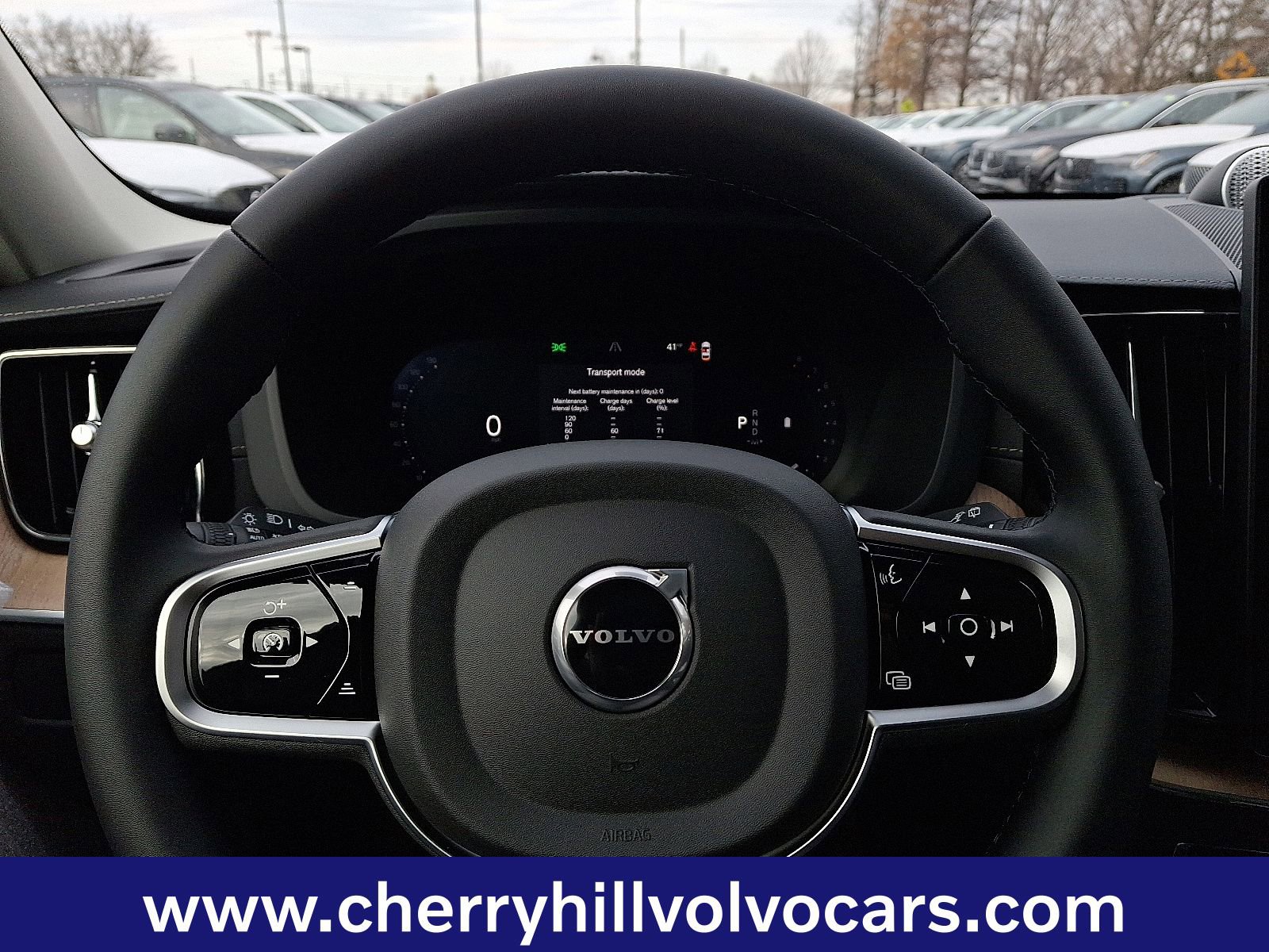 New 2026 Volvo XC60 B5 Ultra w/ Protection Package Premier image 11