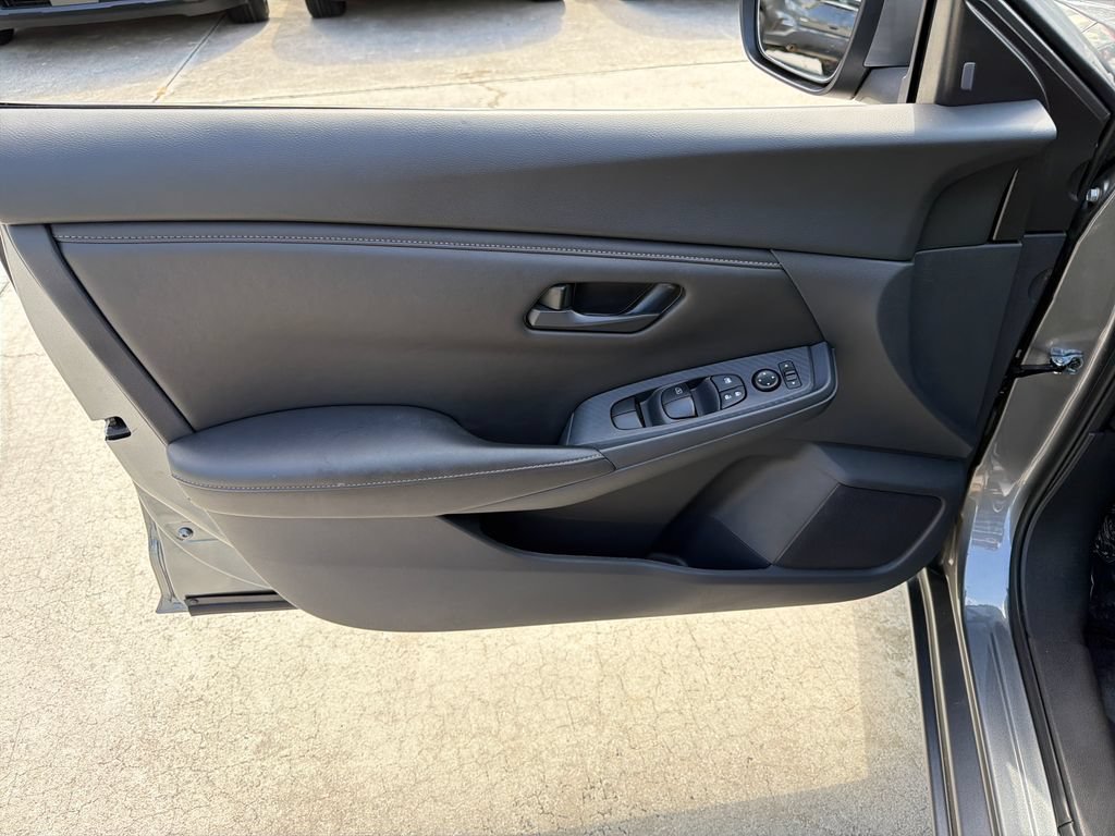 Used 2024 Nissan Sentra S w/ Trunk Package FWD image 15
