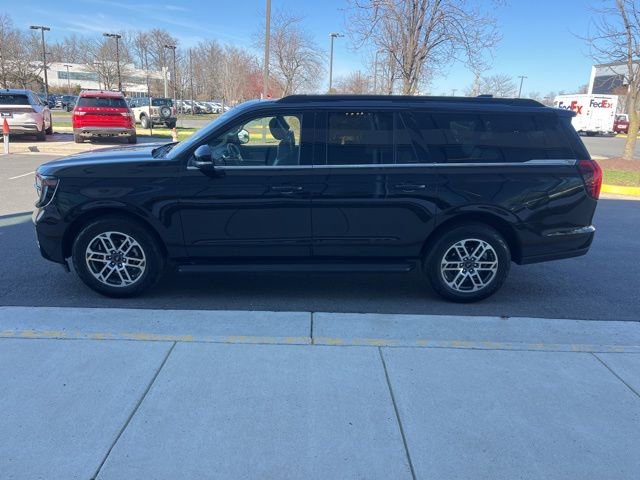 Used 2025 Ford Expedition Max Active image 4
