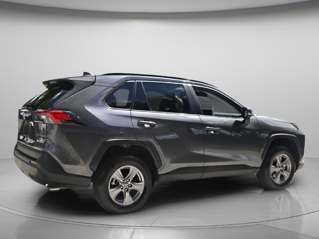 Used 2023 Toyota RAV4 XLE FWD image 7