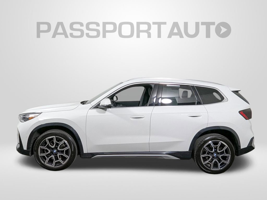 Used 2025 BMW X1 xDrive28i w/ Technology Package AWD/4WD image 2
