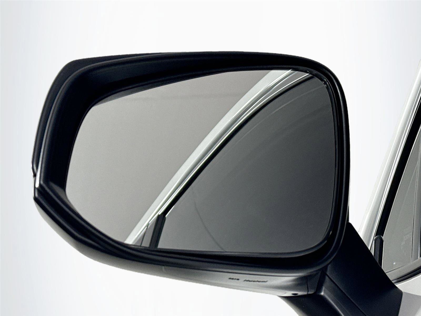 Used 2023 Toyota RAV4 LE image 5