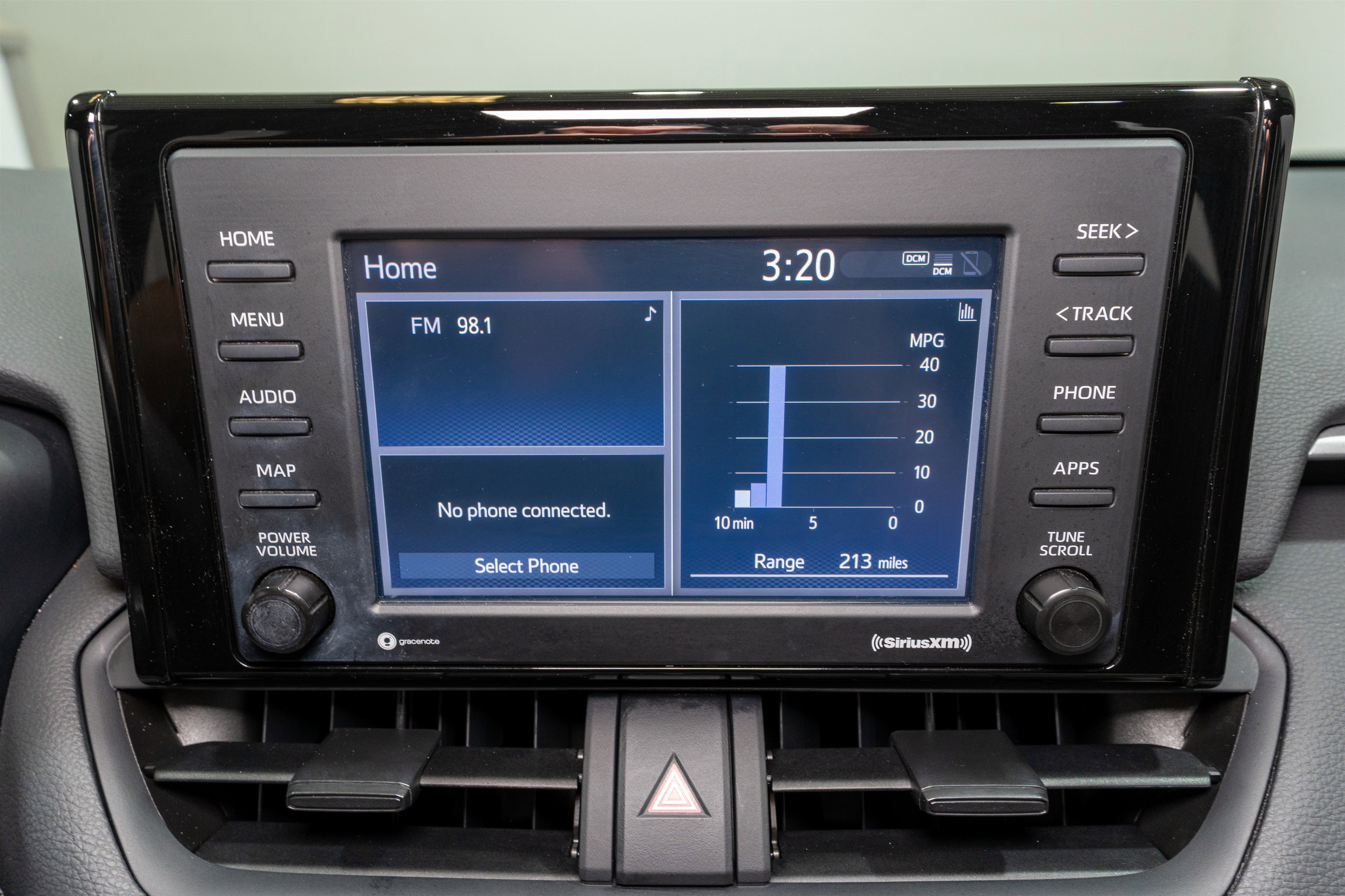 Used 2022 Toyota RAV4 LE FWD image 16