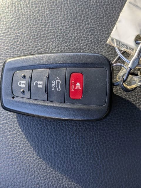 Used 2019 Toyota RAV4 XLE image 27