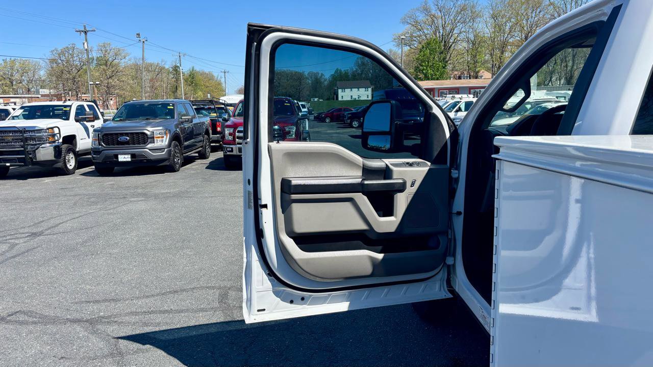 Used 2018 Ford F350 XL w/ Power Equipment Group RWD image 11