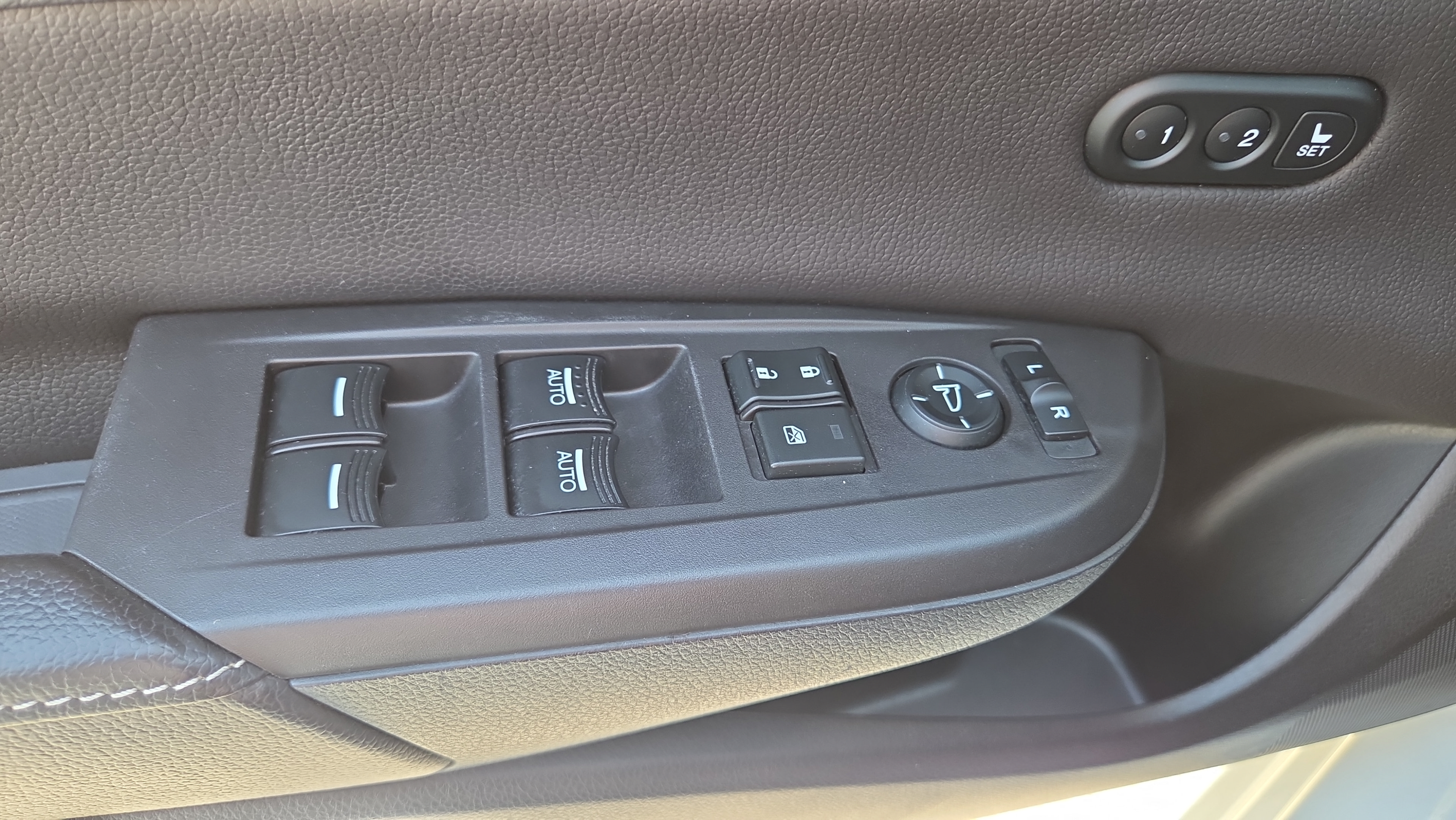 Certified 2019 Acura ILX FWD image 32