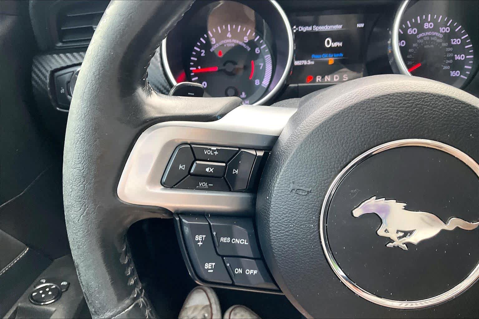 Used 2018 Ford Mustang Coupe RWD image 22