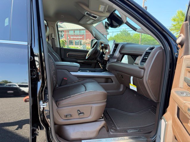 New 2026 RAM 3500 Longhorn AWD/4WD image 10