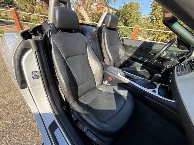 Used 2006 BMW Z4 3.0si image 25
