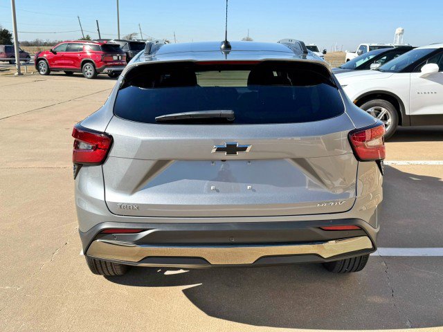 New 2026 Chevrolet Trax ACTIV w/ Driver Confidence Package FWD image 4