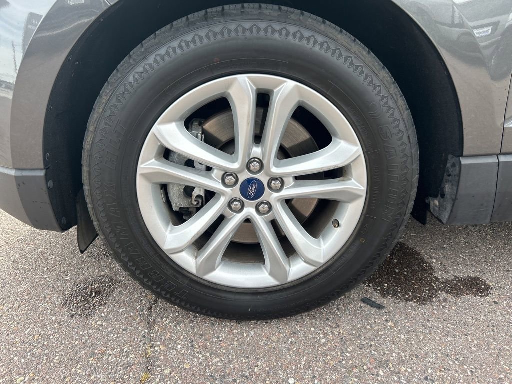 Used 2020 Ford Edge SEL AWD/4WD image 9
