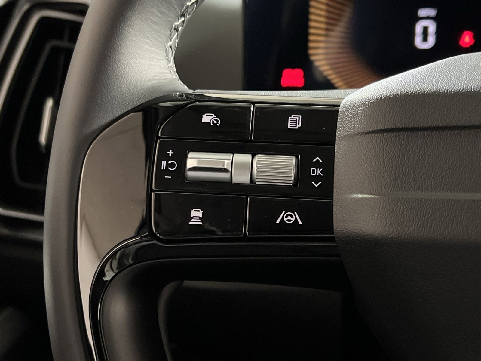 New 2026 Kia Sorento S image 30