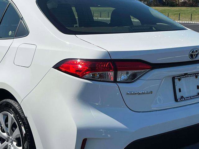 Certified 2024 Toyota Corolla LE AWD/4WD image 9