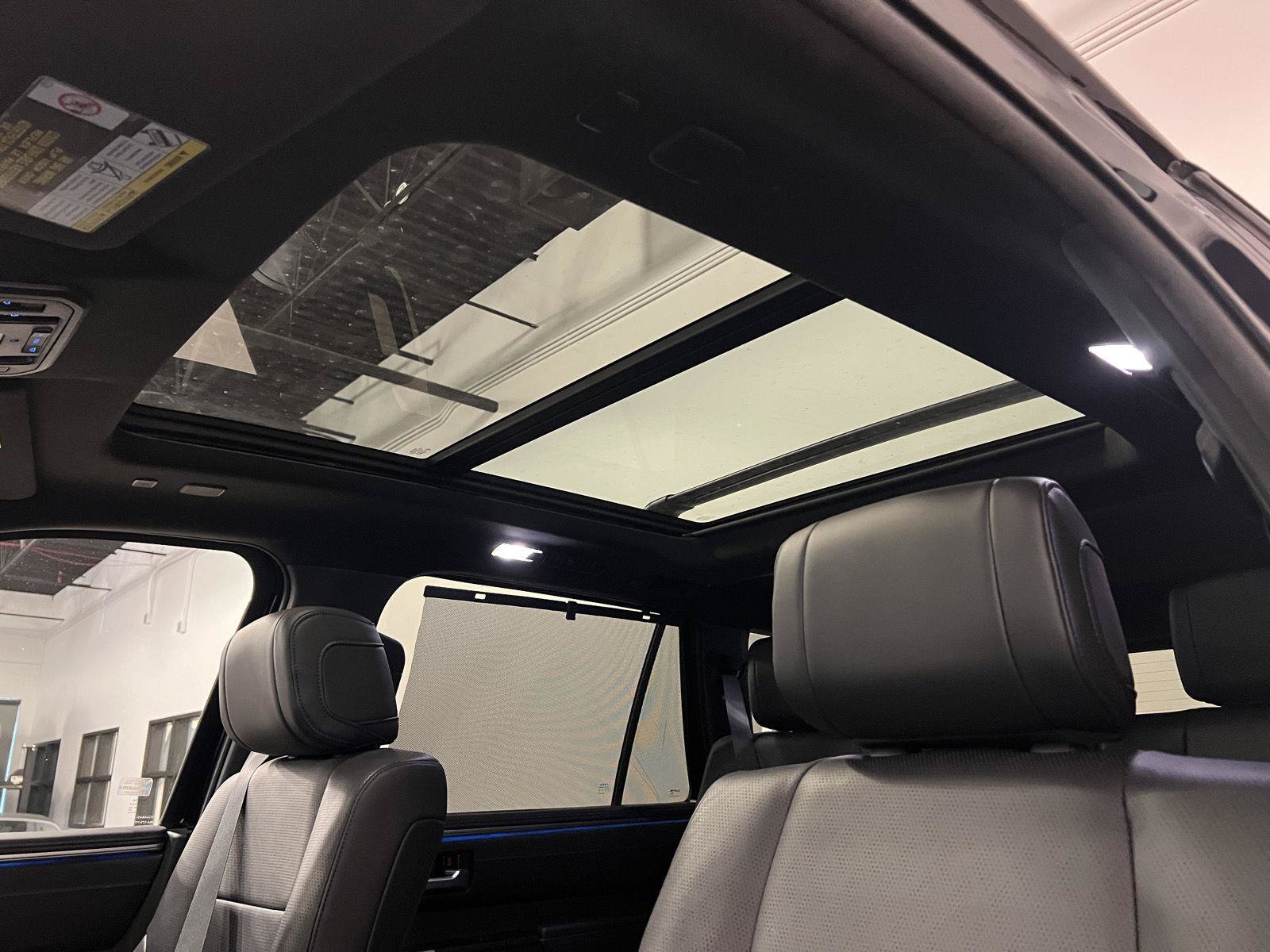 Used 2023 Toyota Sequoia Platinum AWD/4WD image 27