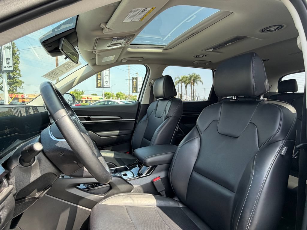 Used 2023 Kia Telluride S w/ S Sunroof Package FWD image 24