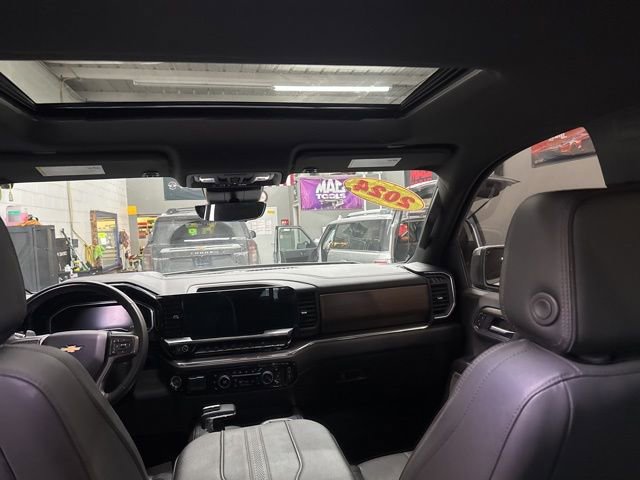 Used 2024 Chevrolet Silverado 1500 High Country w/ High Country Premium Package image 19