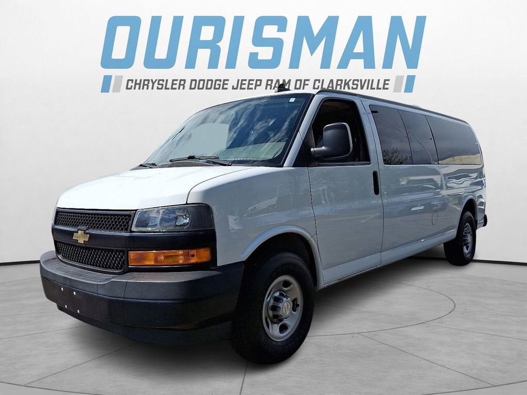 Used 2020 Chevrolet Express 3500 LS RWD image 3