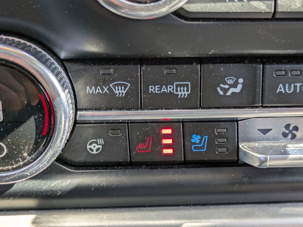 Used 2024 Ford Expedition Max XLT image 26