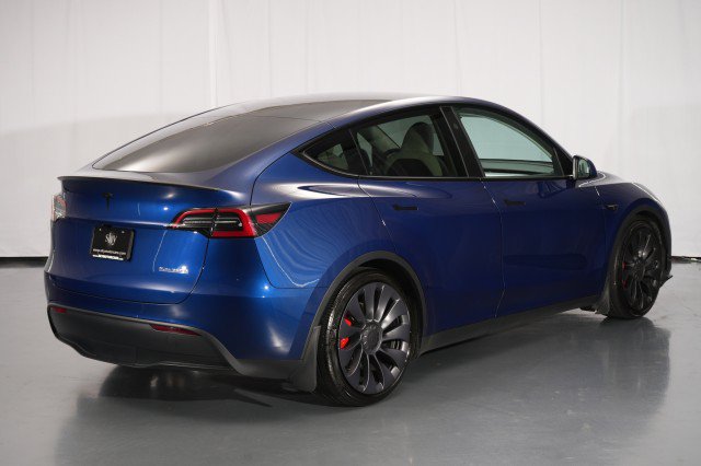 Used 2025 Tesla Model Y Performance AWD/4WD image 10