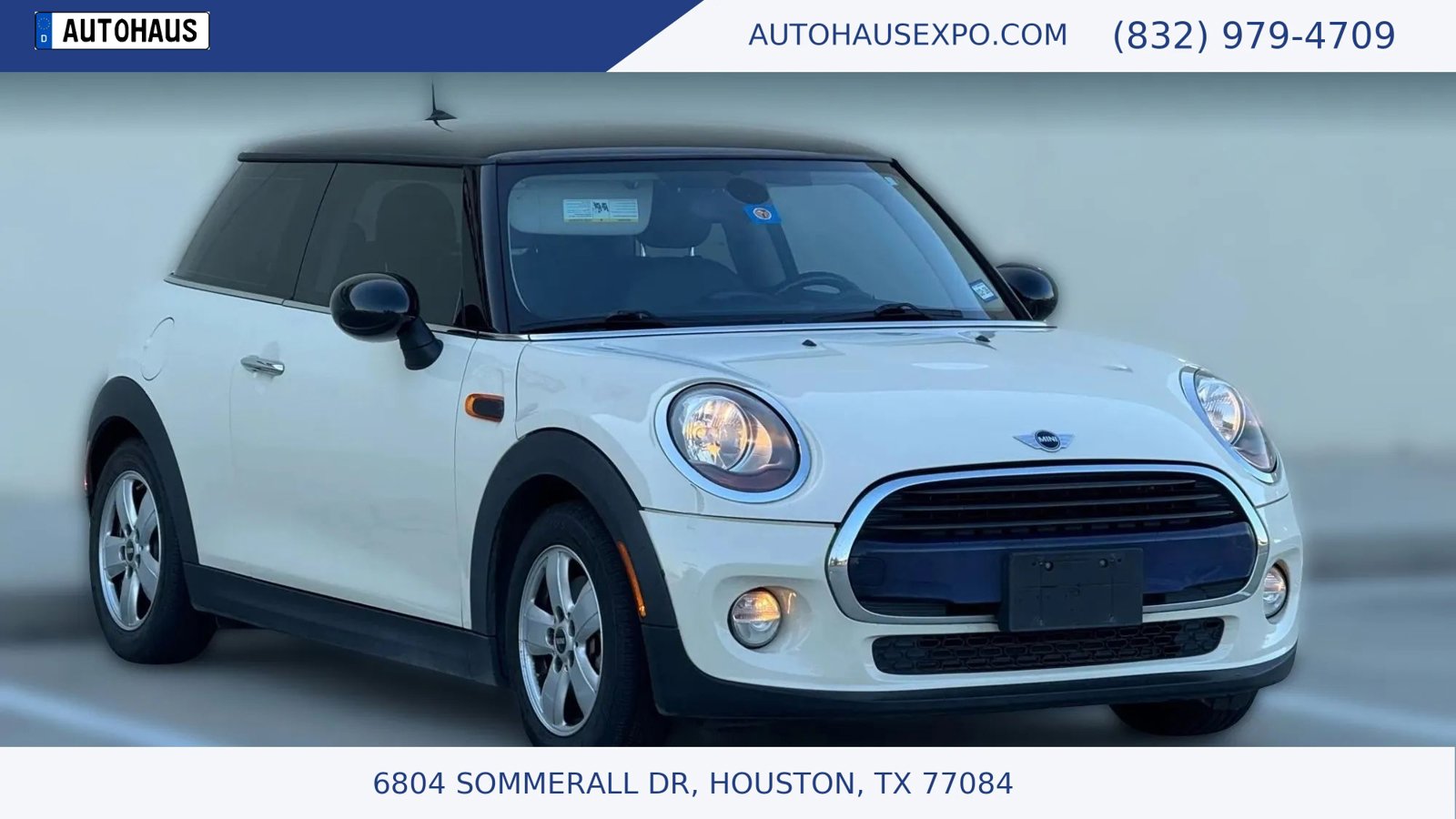 Used 2018 MINI Cooper 2-Door Hardtop image 1