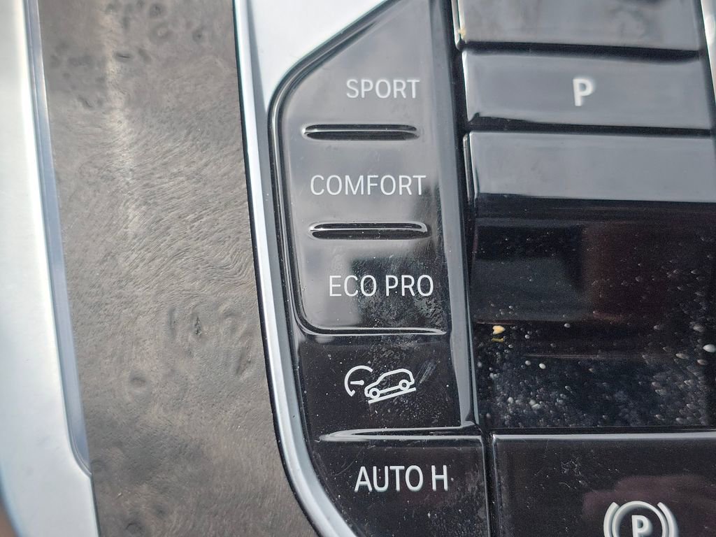 Used 2024 BMW X5 xDrive40i w/ Premium Package image 34