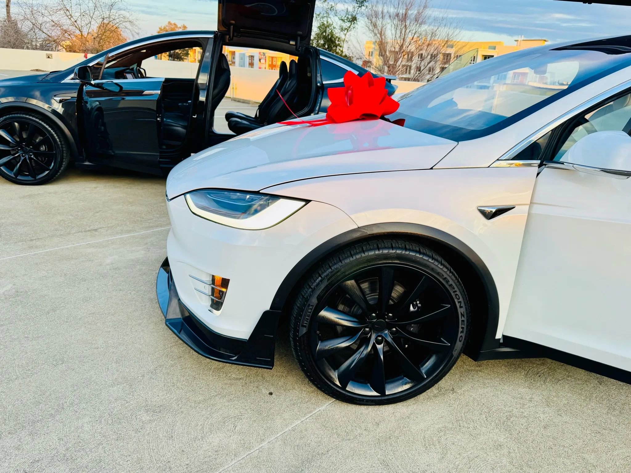Used 2020 Tesla Model X Long Range image 20