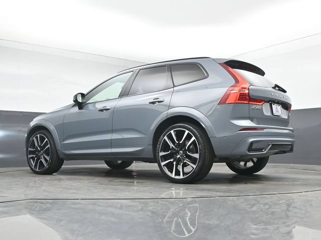 Used 2023 Volvo XC60 B5 Ultimate w/ Climate Package FWD image 44