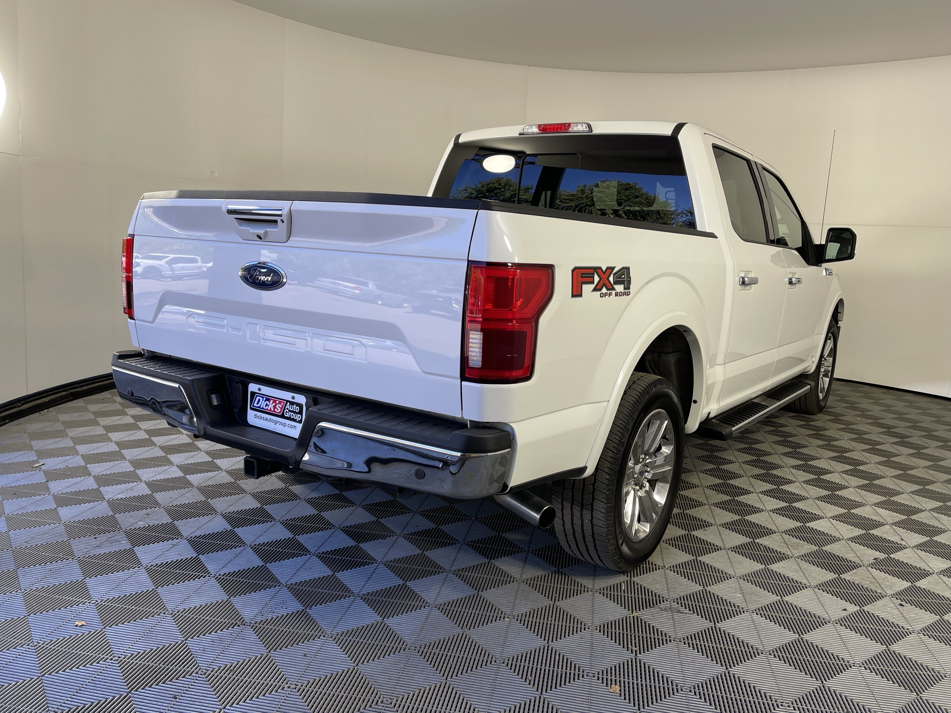 Used 2020 Ford F150 Lariat w/ Equipment Group 502A Luxury AWD/4WD image 5