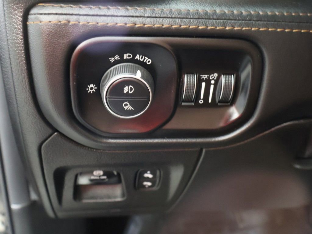 Used 2022 RAM 1500 Limited image 39